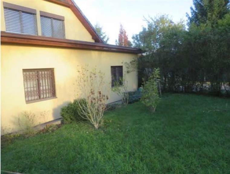 dražba rodinného domu - podíl 1/2 v obci Vrané nad Vltavou, okres Praha-západ