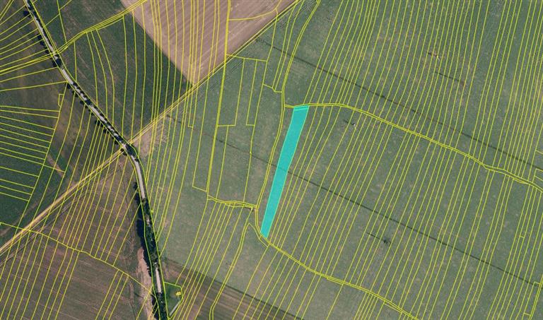 Dražba podílu id. 1/16 na zemědělských pozemcích v obci Ivančice, okres Brno-venkov