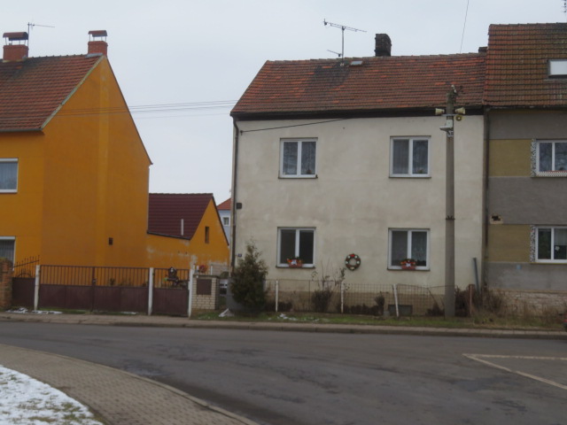 Dražba podílu id. 1/2 na RD se zahradou v obci Křešice, okres Litoměřice