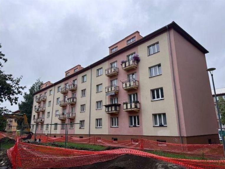 Byt 2+1 v Ostrově